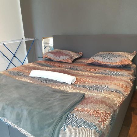 Deluxe Apartment 5P Mm A Вена Экстерьер фото