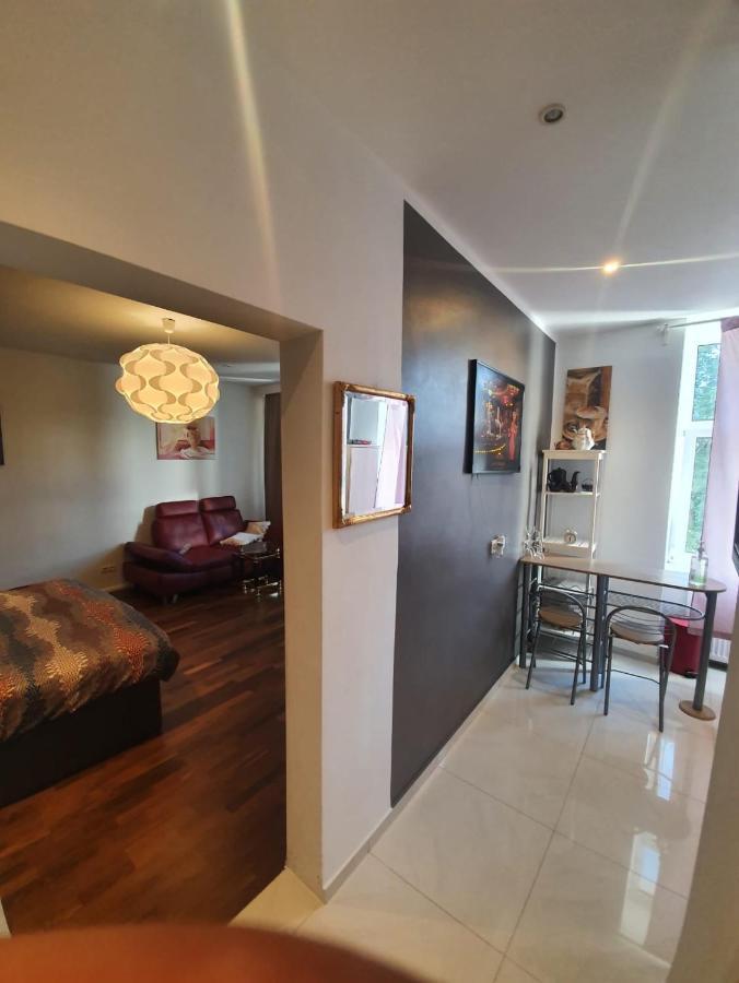 Deluxe Apartment 5P Mm A Вена Экстерьер фото